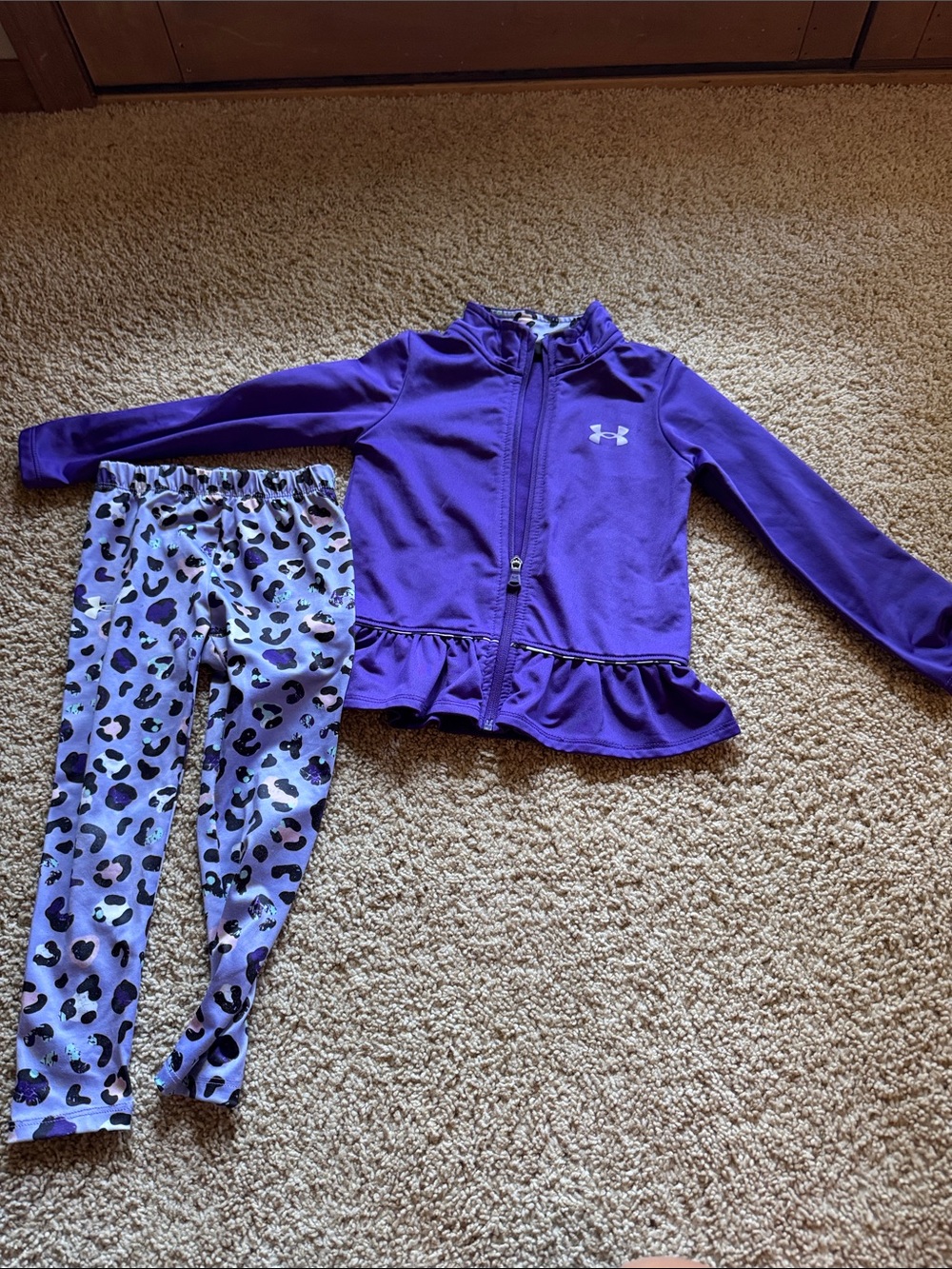 Little Girls Size 4 Under Armour Tracksuit - Jacket and Leggings Cheetah Print